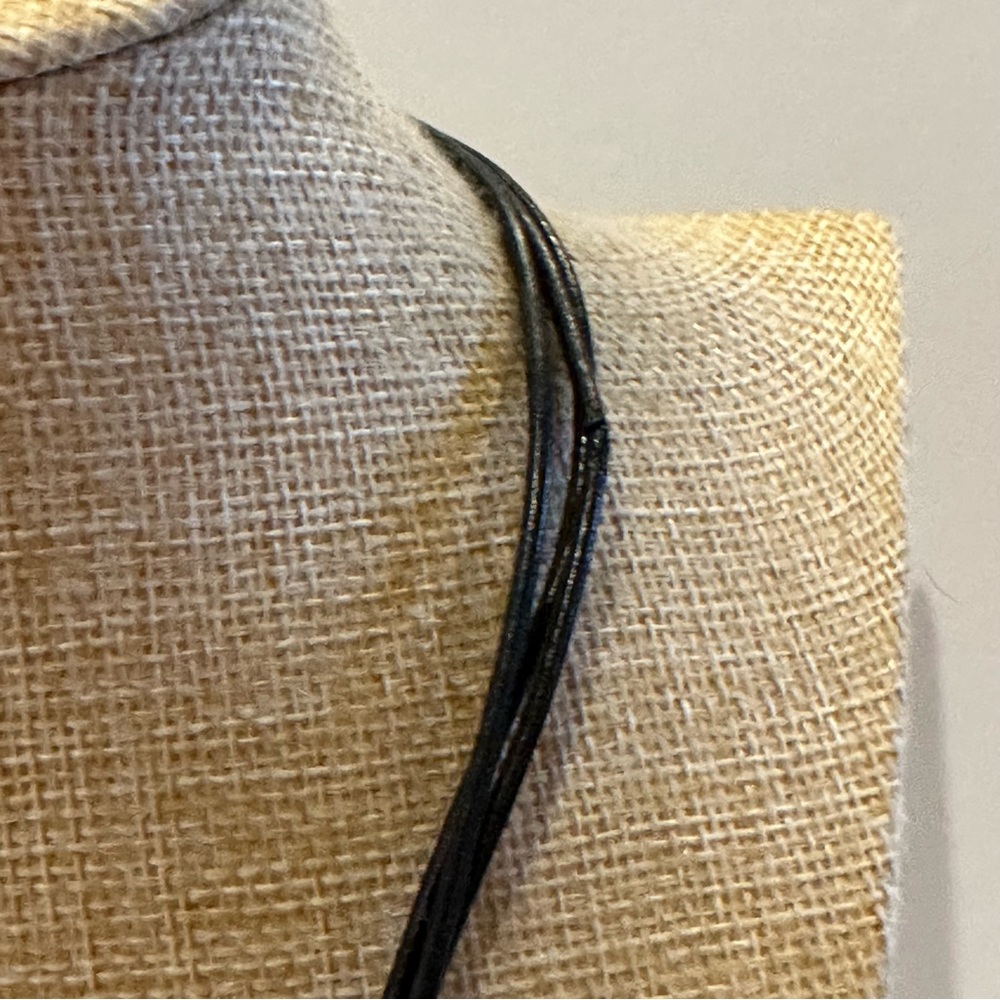 Chico’s Necklace black leather chain w/ round gold pendant w/ black bead center - Picture 5 of 11
